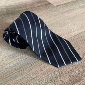 New man tie